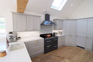 Photo 25- click for photo gallery